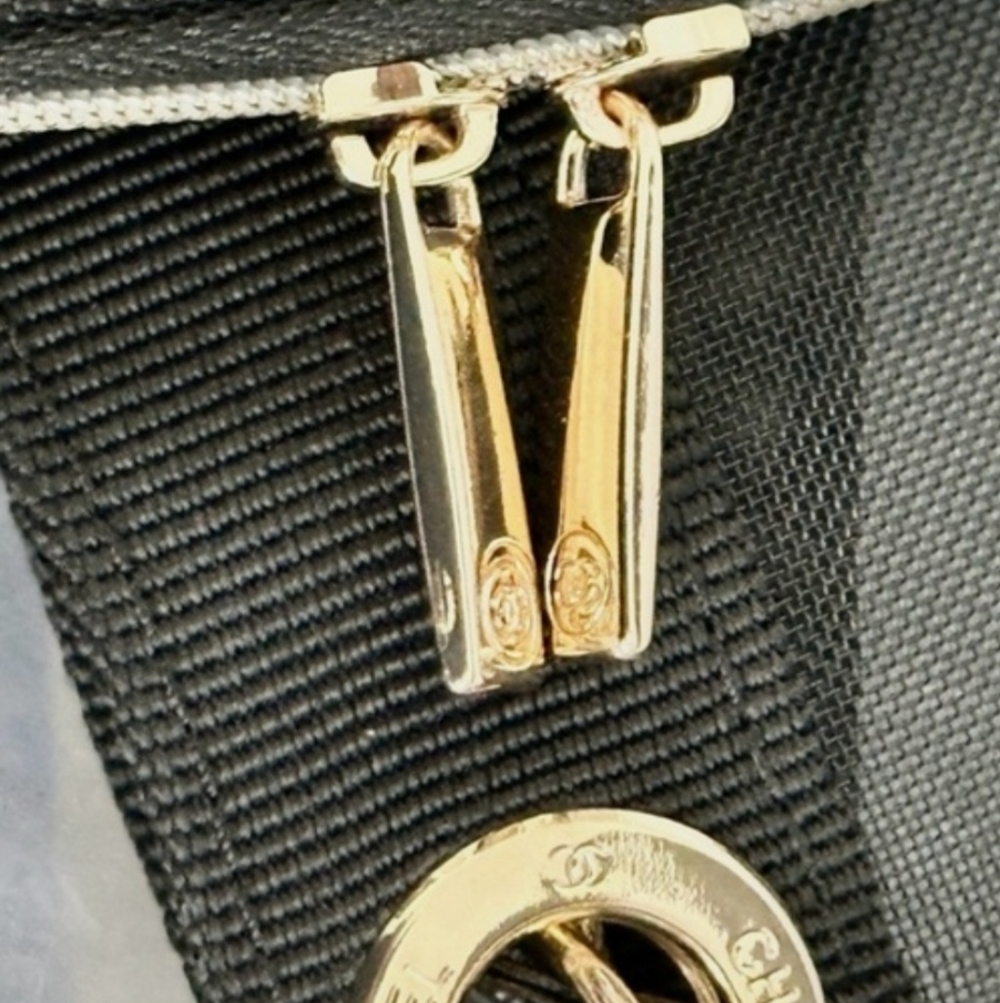 Chanel Black Mesh Tote Bag with Chain Strap - Picture 6 of 7